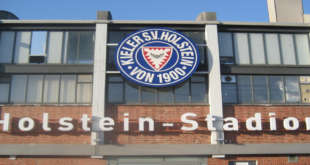 Der Eingang des Holstein Stadions: Bald in der ersten Liga.